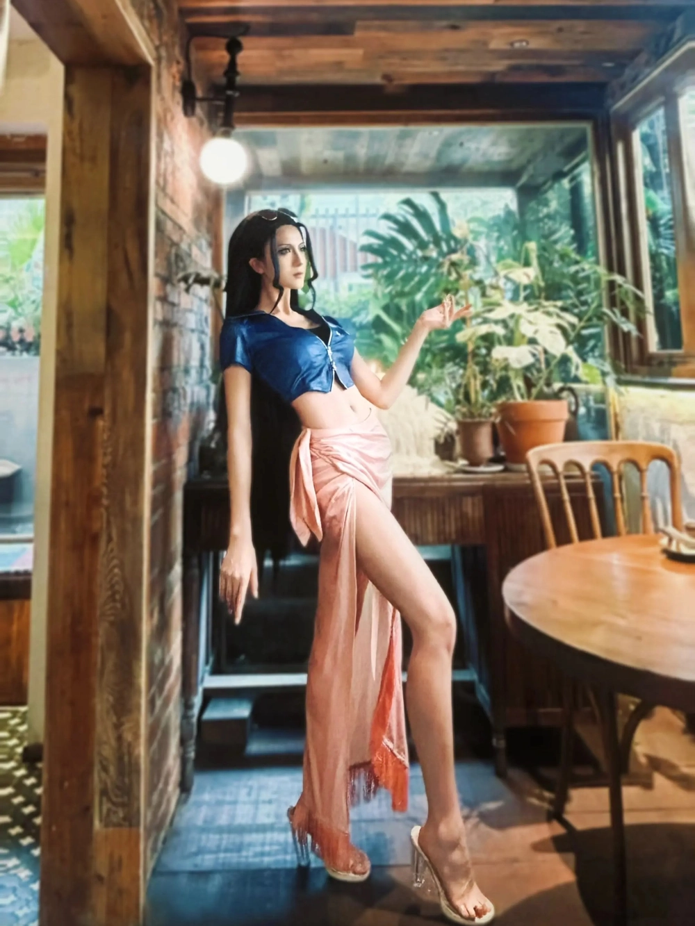 Ảnh Cosplay Nico Robin