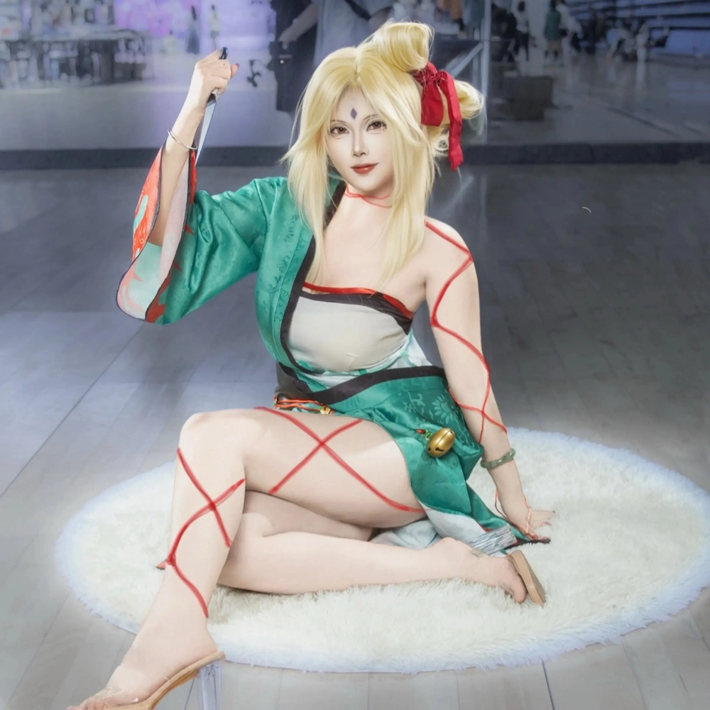 Ảnh Cosplay Tsunade