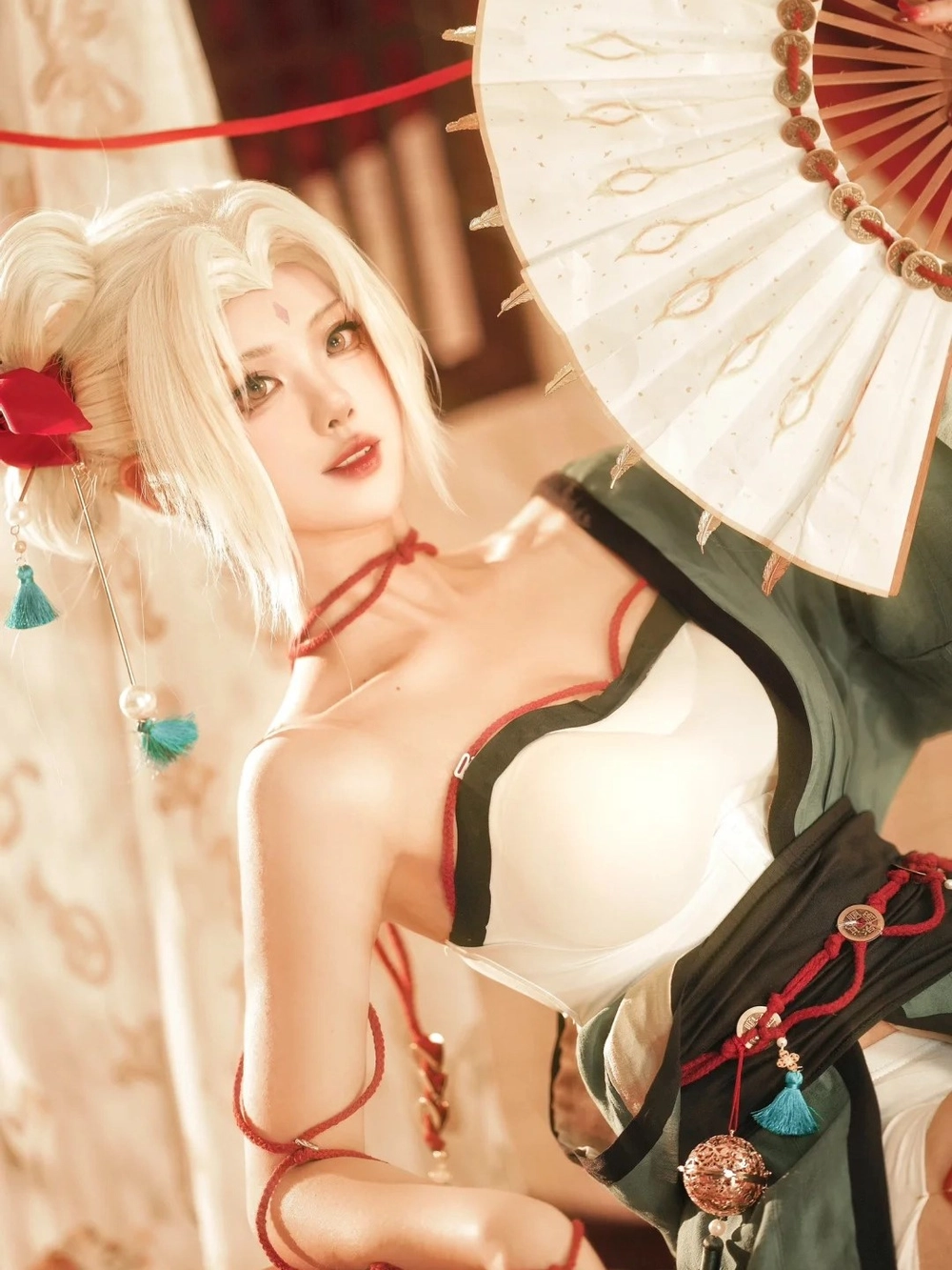 Ảnh Cosplay Tsunade