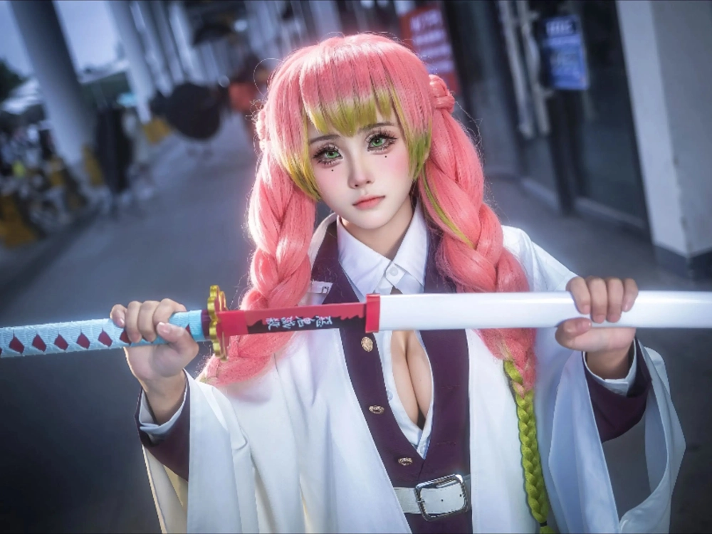 Ảnh Mitsuri Cosplay