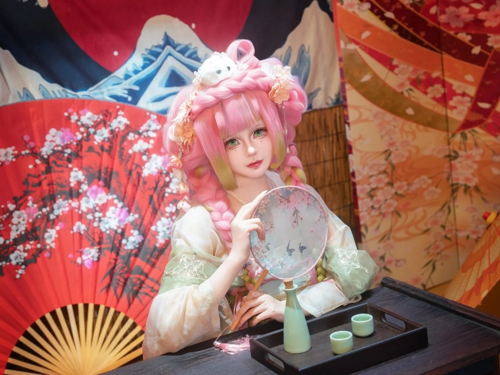 Ảnh Mitsuri Cosplay